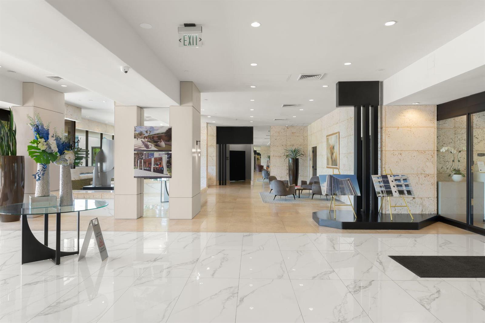 305 2 / 2 1230 sq. ft. $ 2026-07-22 0 foto