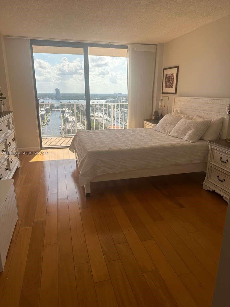 See details 2207 2 / 2 1008 sq. ft. $ 2026-07-08 0 Photo
