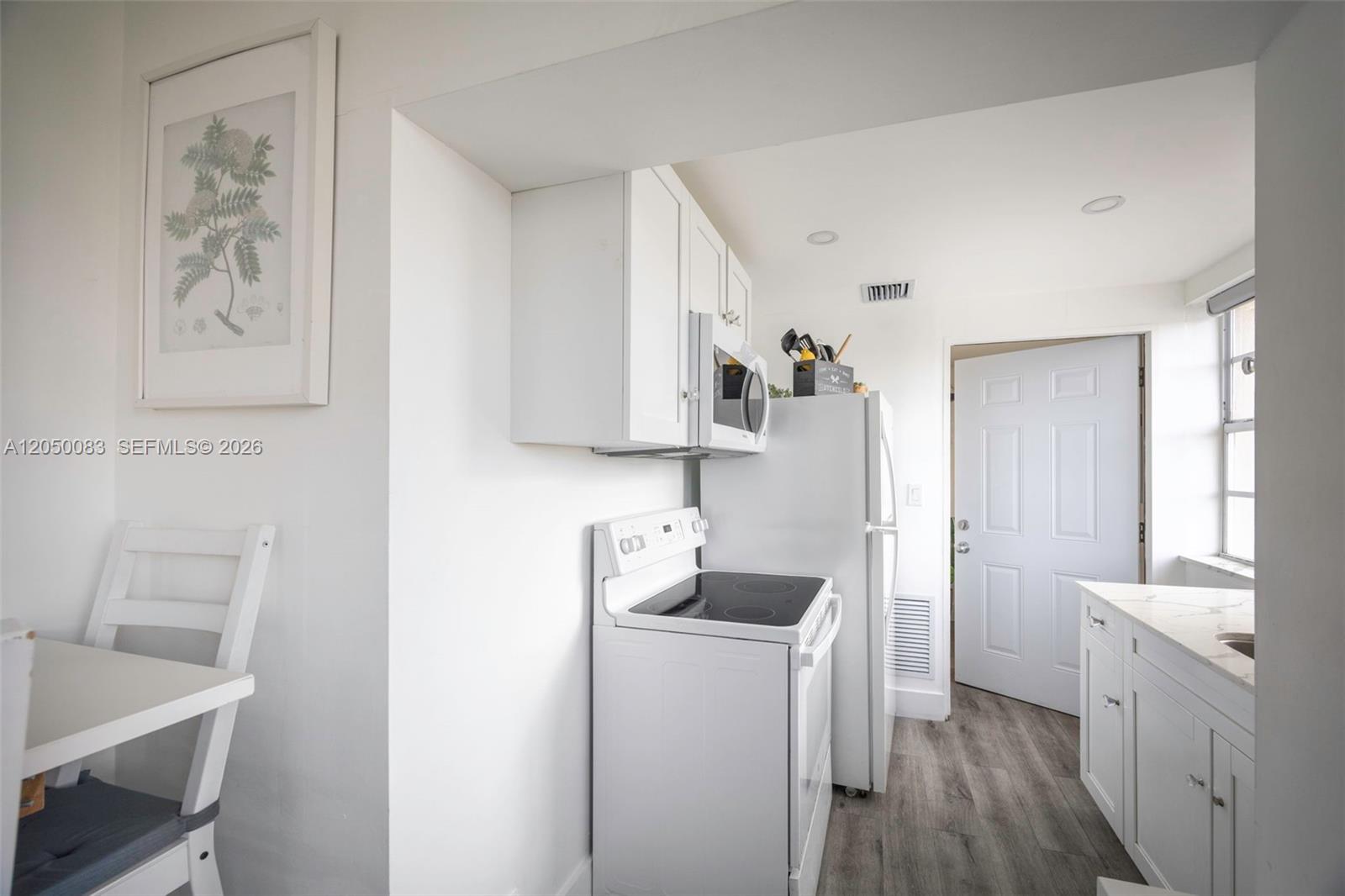 See details / 2624 sq. ft. $ 2026-07-08 0 Photo