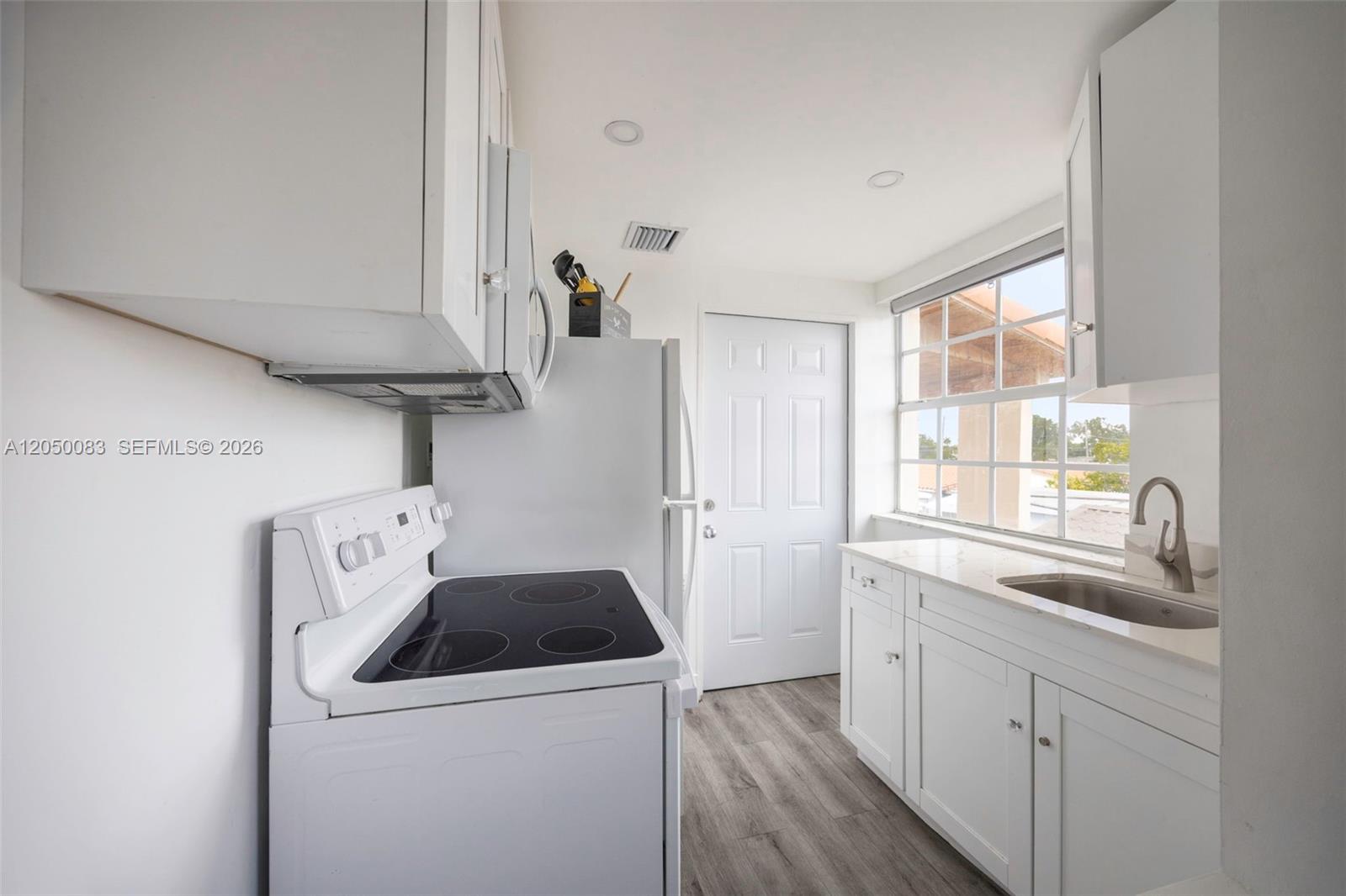 See details / 2624 sq. ft. $ 2026-07-08 0 Photo