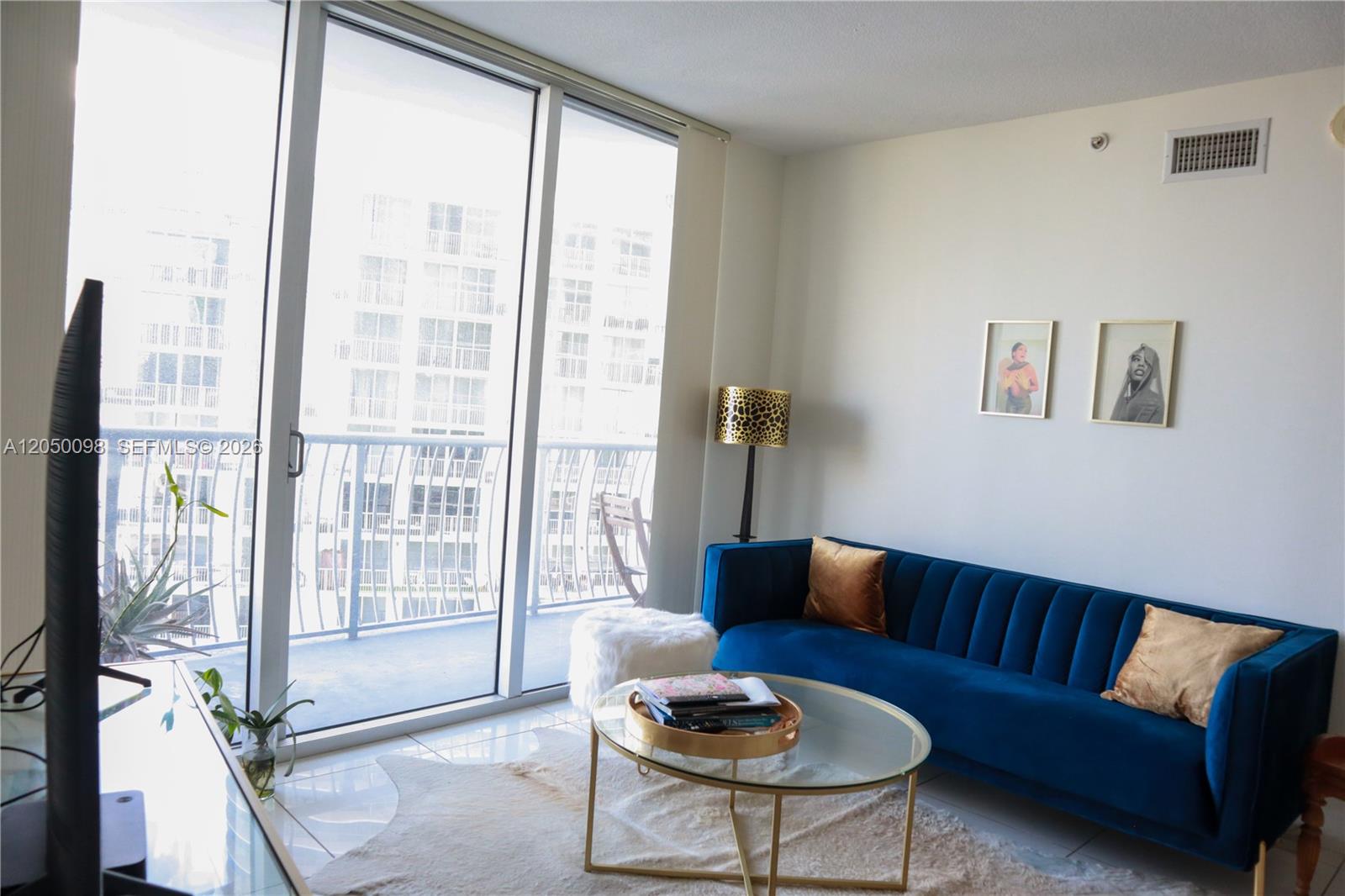 Ver detalles 3411 1 / 1 791 sq. ft. $ 2026-07-08 0 foto