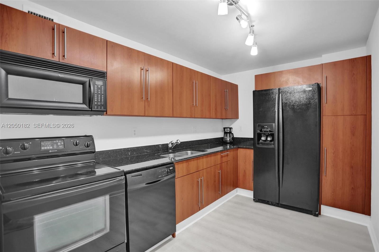 Photo of 3000 Ocean Dr #412 (Available August 20), Hollywood, Florida, 33019 -