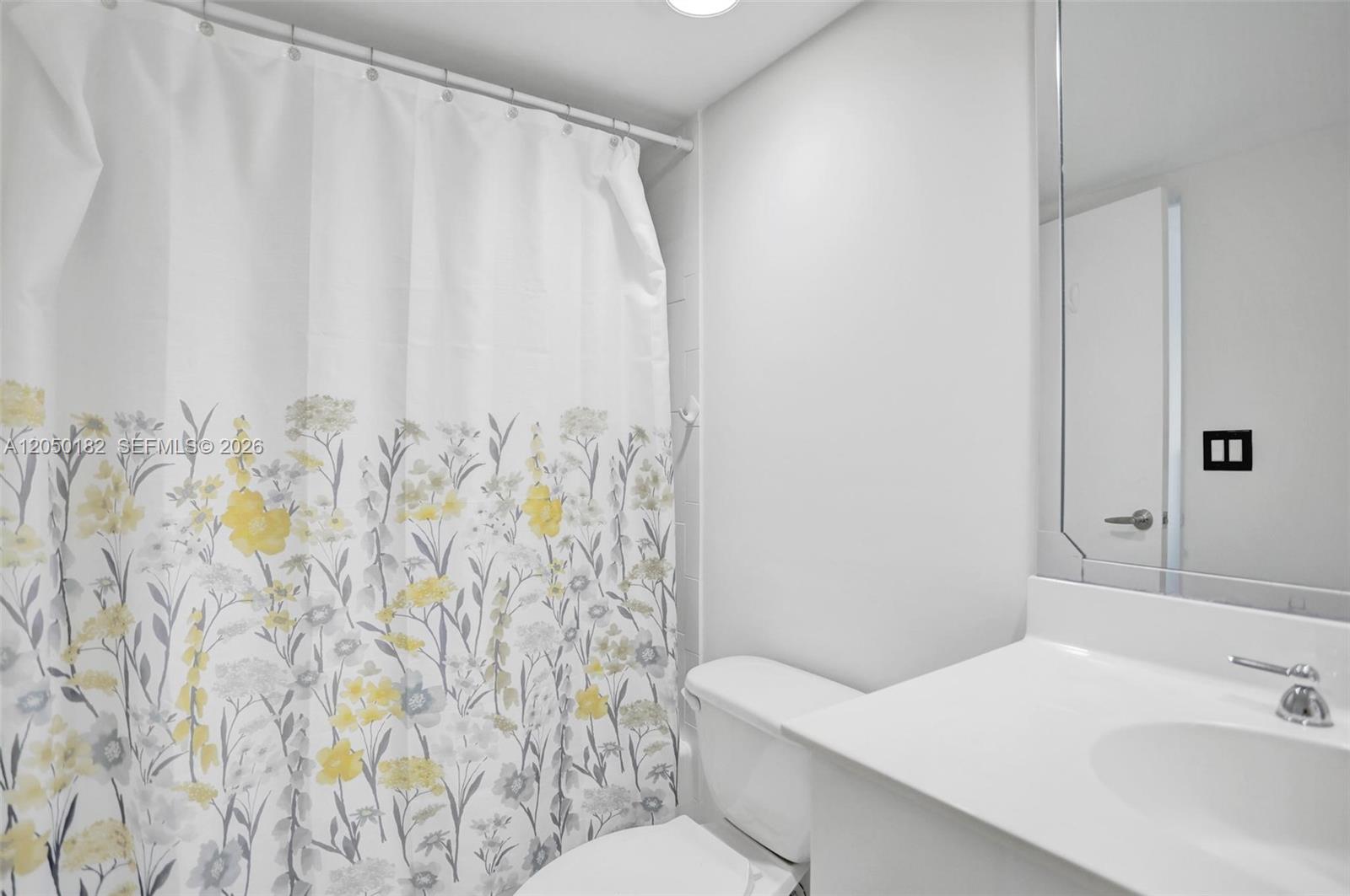 Photo of 3000 Ocean Dr #412 (Available August 20), Hollywood, Florida, 33019 -