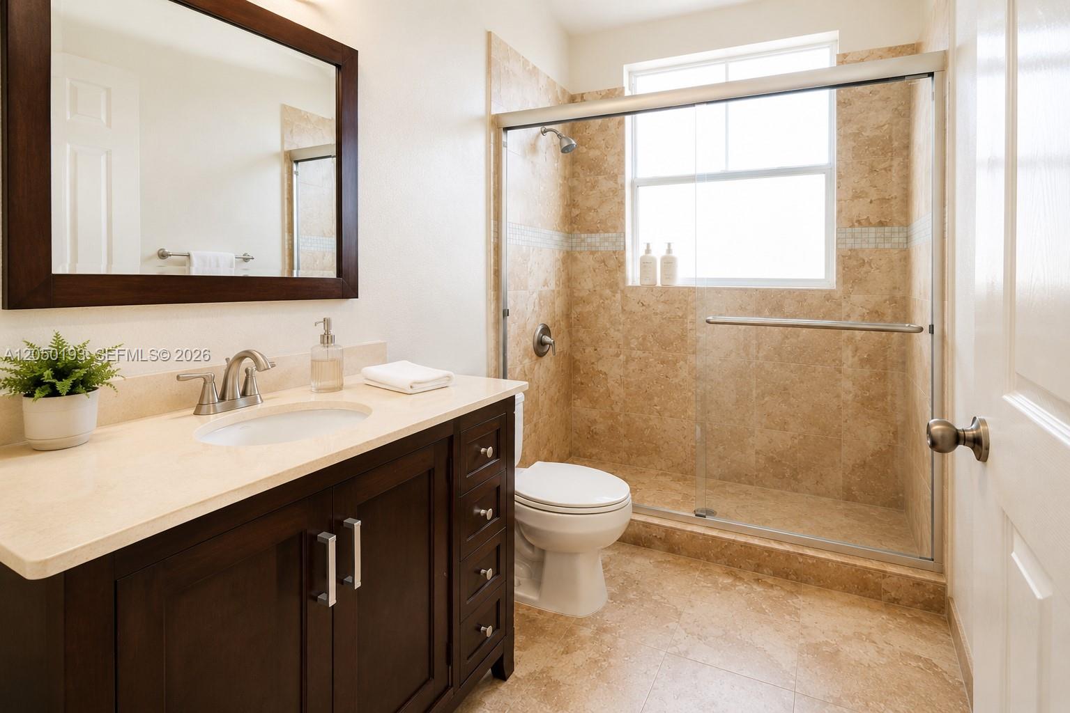 Ver detalles 16474 4 / 3 2080 sq. ft. $ 2026-08-06 0 foto