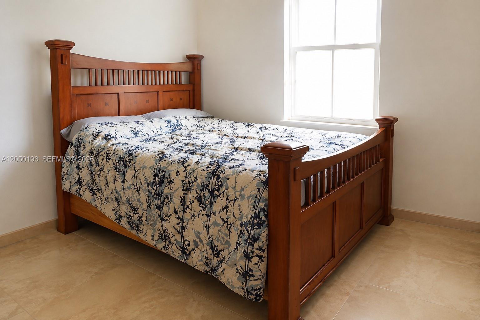 Ver detalles 16474 4 / 3 2080 sq. ft. $ 2026-08-06 0 foto