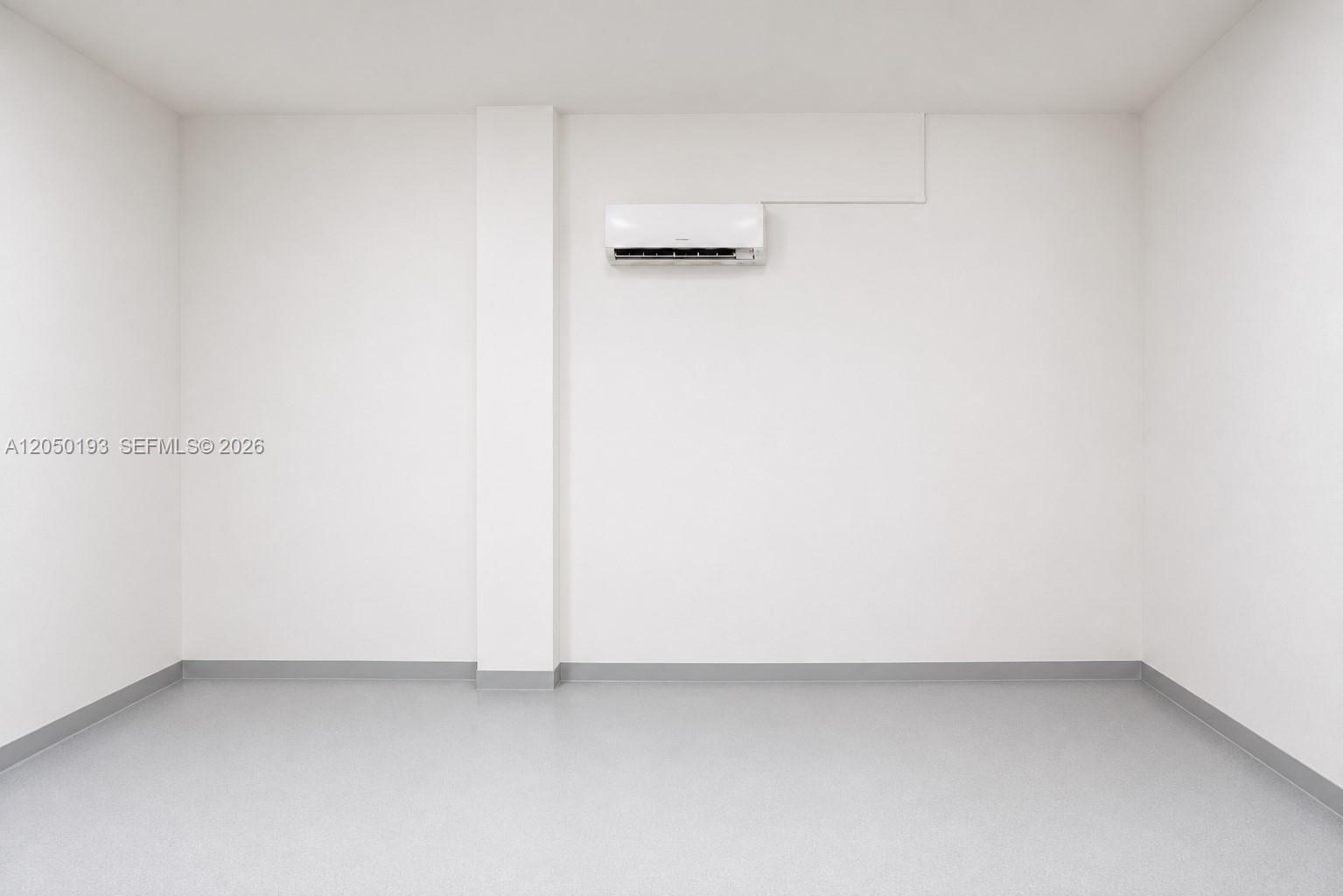 Ver detalles 16474 4 / 3 2080 sq. ft. $ 2026-08-06 0 foto