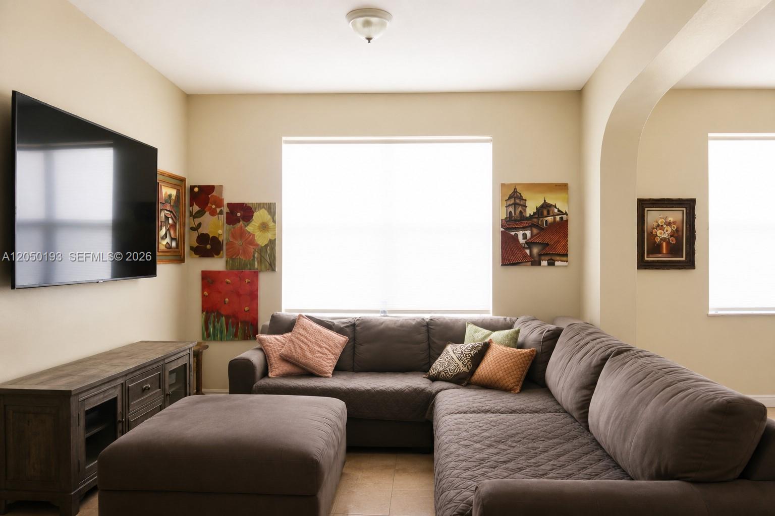 Ver detalles 16474 4 / 3 2080 sq. ft. $ 2026-08-06 0 foto