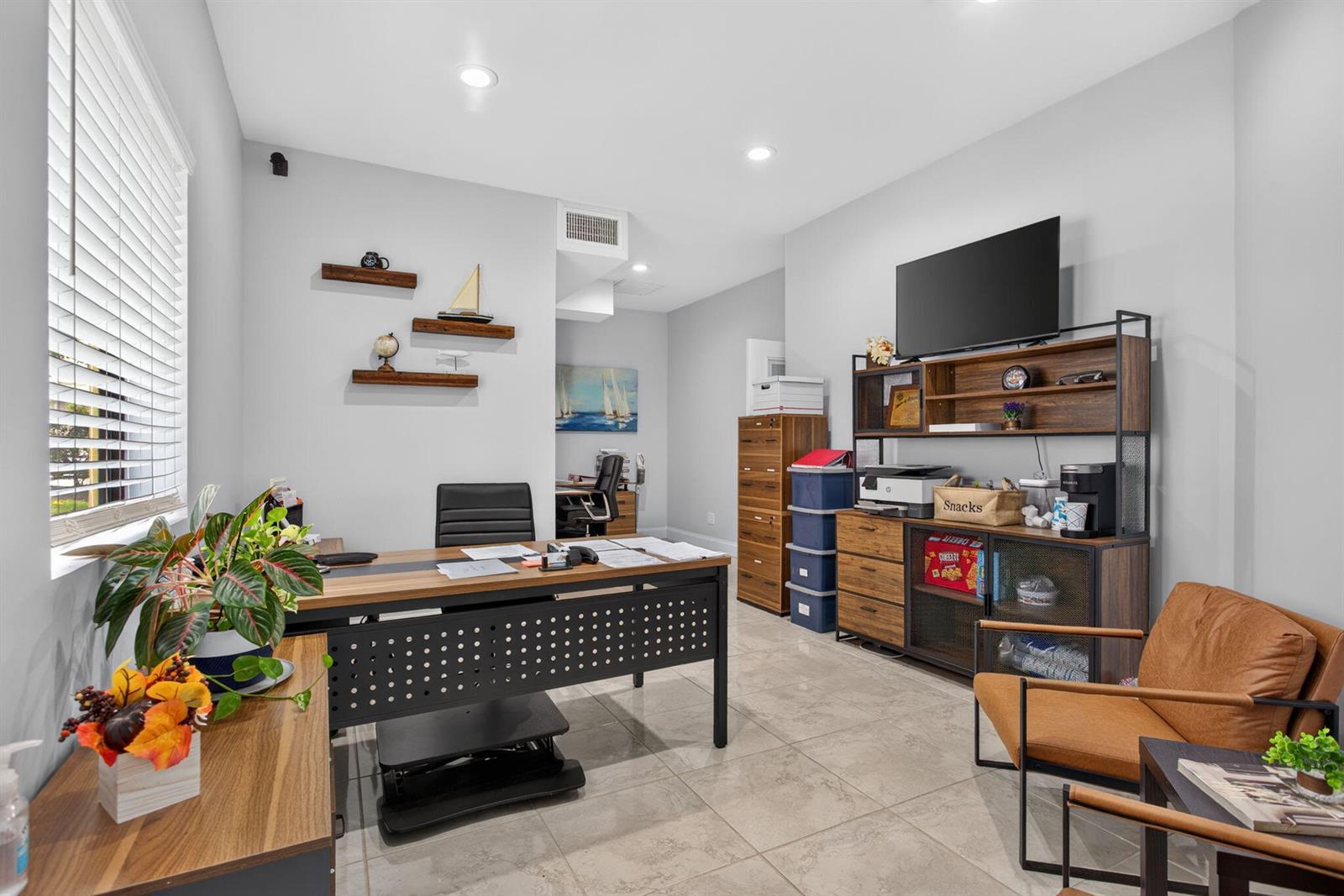 Ver detalles 6 / 0 sq. ft. $ 2026-07-10 0 foto