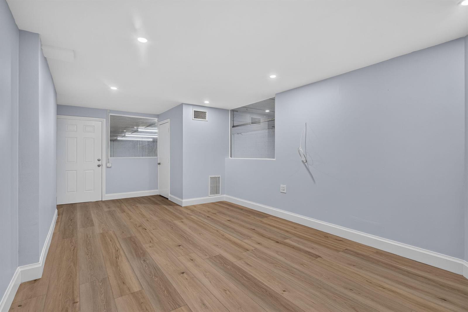 Ver detalles 6 / 0 sq. ft. $ 2026-07-10 0 foto
