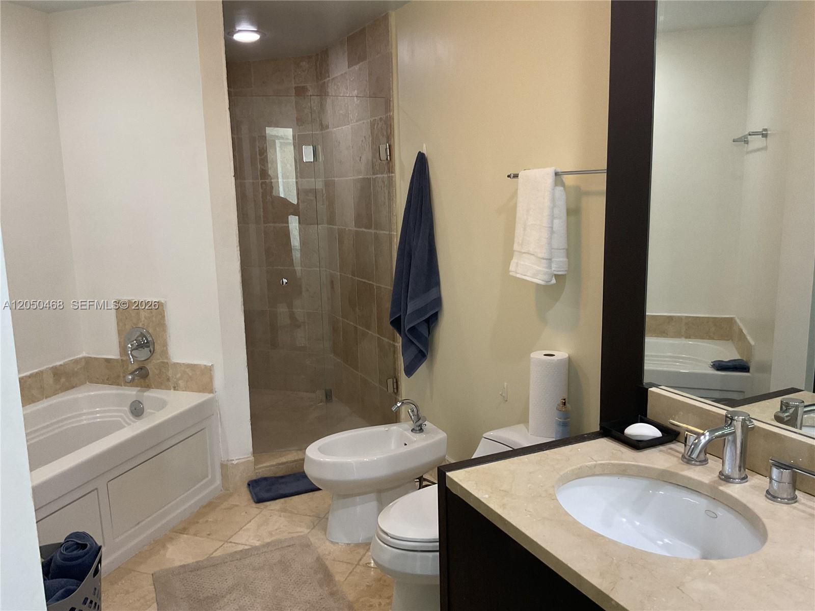 901A 2 / 2 1289 sq. ft. $ 2026-07-08 0 foto