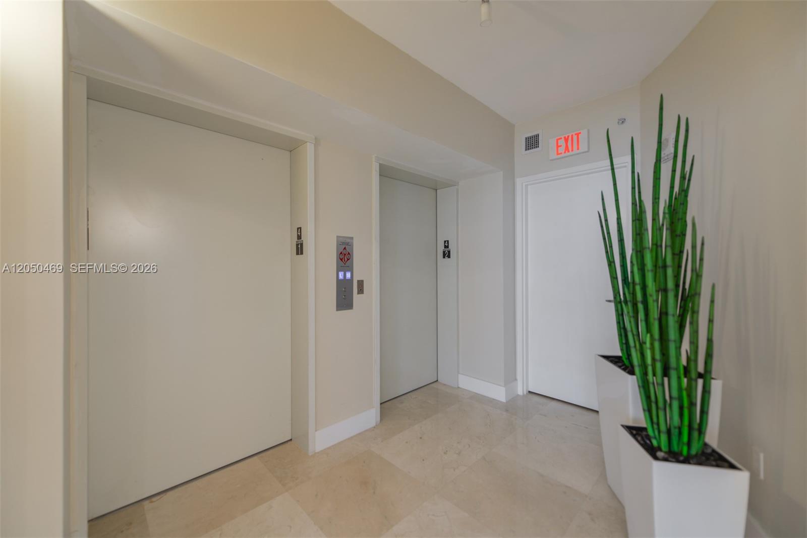 Photo of 3101 Ocean Dr #404, Hollywood, Florida, 33019 -