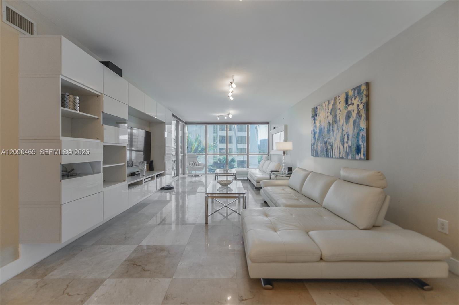 Photo of 3101 Ocean Dr #404, Hollywood, Florida, 33019 -