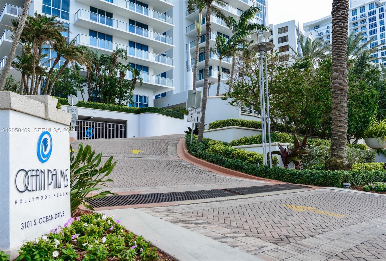 Photo of 3101 Ocean Dr #404, Hollywood, Florida, 33019 -