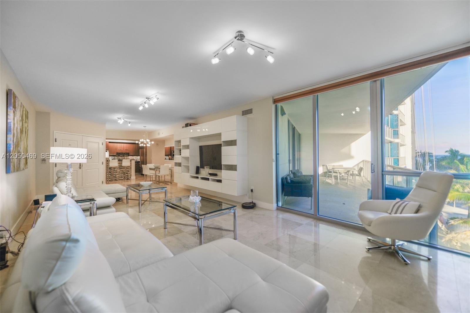 Photo of 3101 Ocean Dr #404, Hollywood, Florida, 33019 -