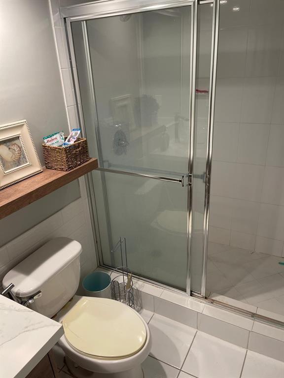 Photo of 3000 Ocean #302, Hollywood, Florida, 33019 - Photo 19