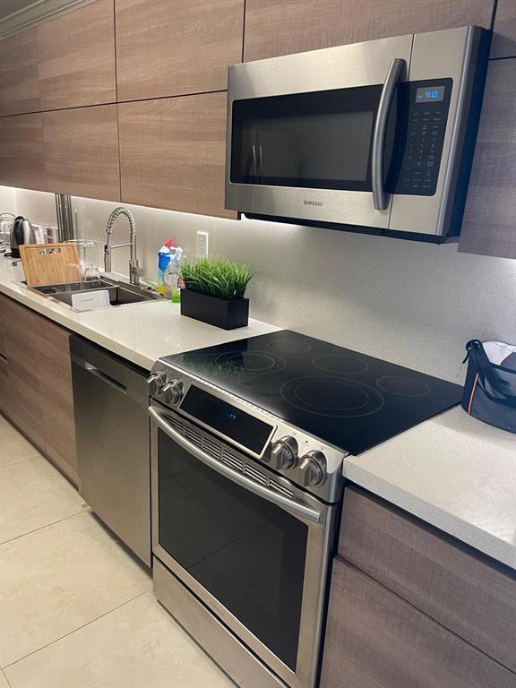 Photo of 3000 Ocean #302, Hollywood, Florida, 33019 - Photo 2