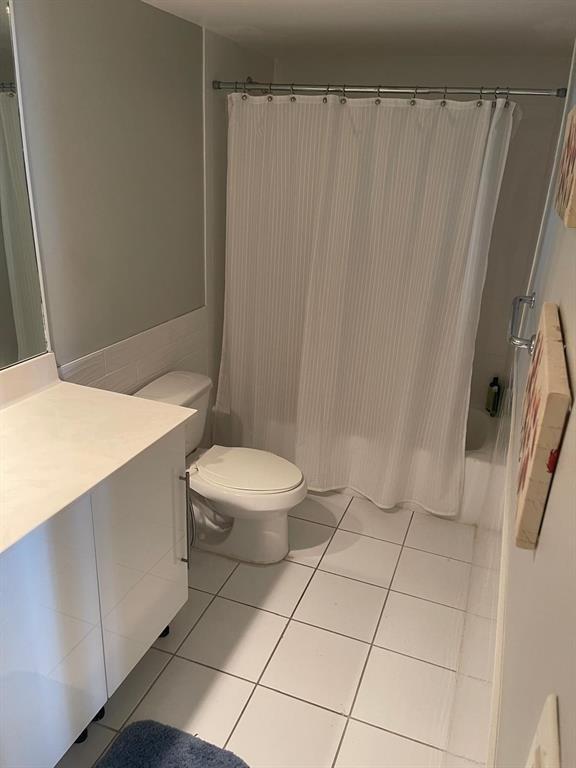 Photo of 3000 Ocean #302, Hollywood, Florida, 33019 - Photo 24
