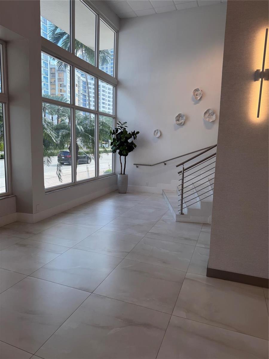 Photo of 3000 Ocean #302, Hollywood, Florida, 33019 - Photo 31