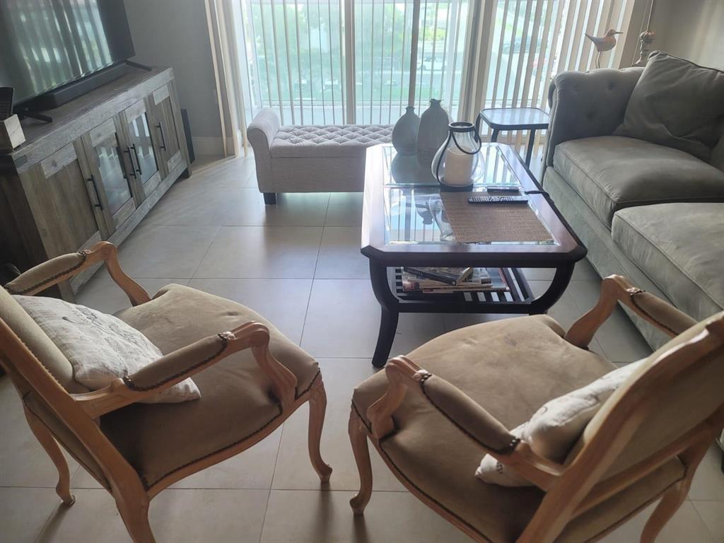 Photo of 3000 Ocean #302, Hollywood, Florida, 33019 - Photo 4