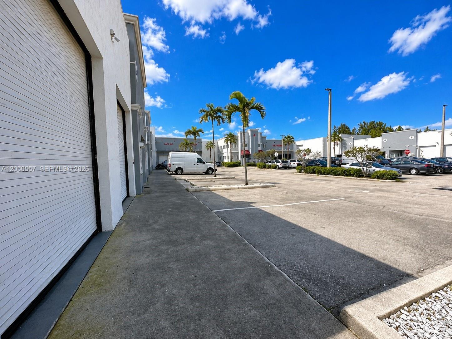 See details 11 / sq. ft. $ 2026-07-10 0 Photo