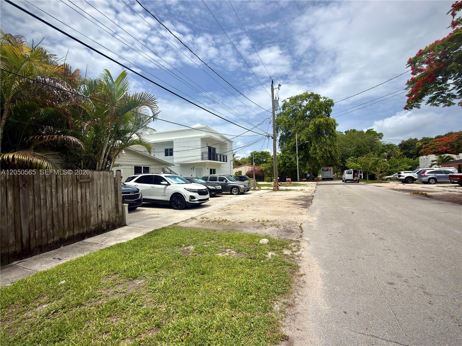 Ver detalles / 1762 sq. ft. $ 2026-07-08 0 foto
