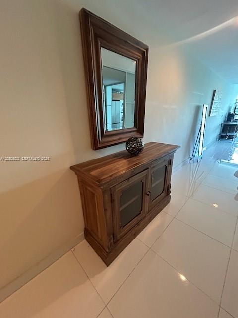 Photo of 2950 188th St #216, Aventura, Florida, 33180 - Hallway