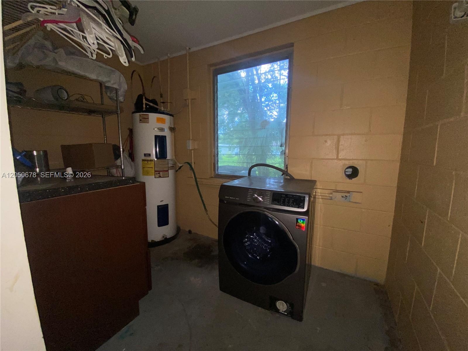 Ver detalles 705 3 / 2 sq. ft. $ 2026-07-09 0 foto
