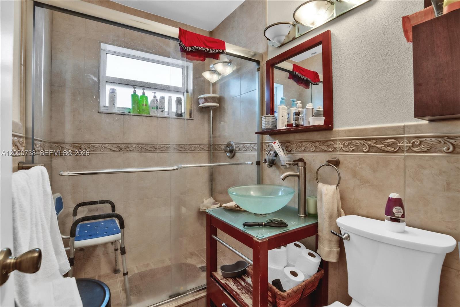 See details / 1950 sq. ft. $ 2026-07-09 0 Photo