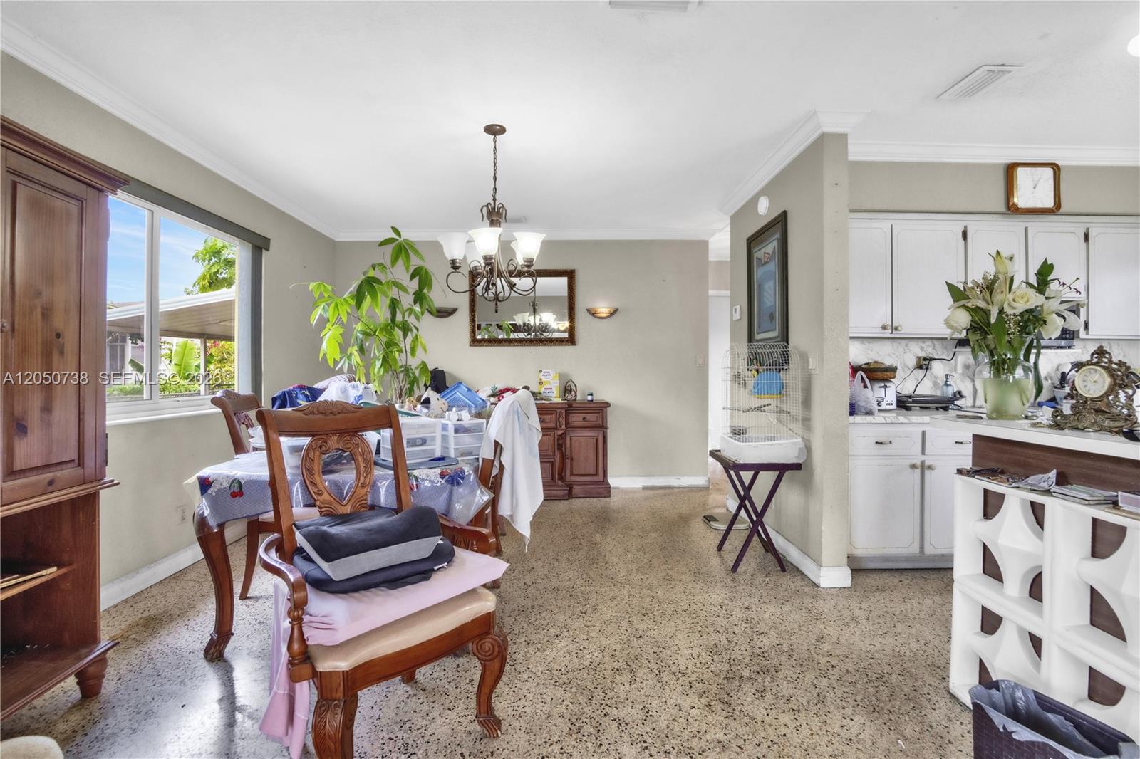 See details / 1950 sq. ft. $ 2026-07-09 0 Photo