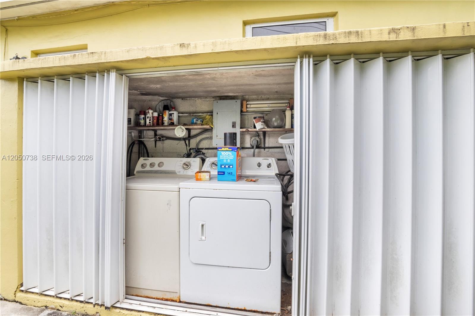 See details / 1950 sq. ft. $ 2026-07-09 0 Photo