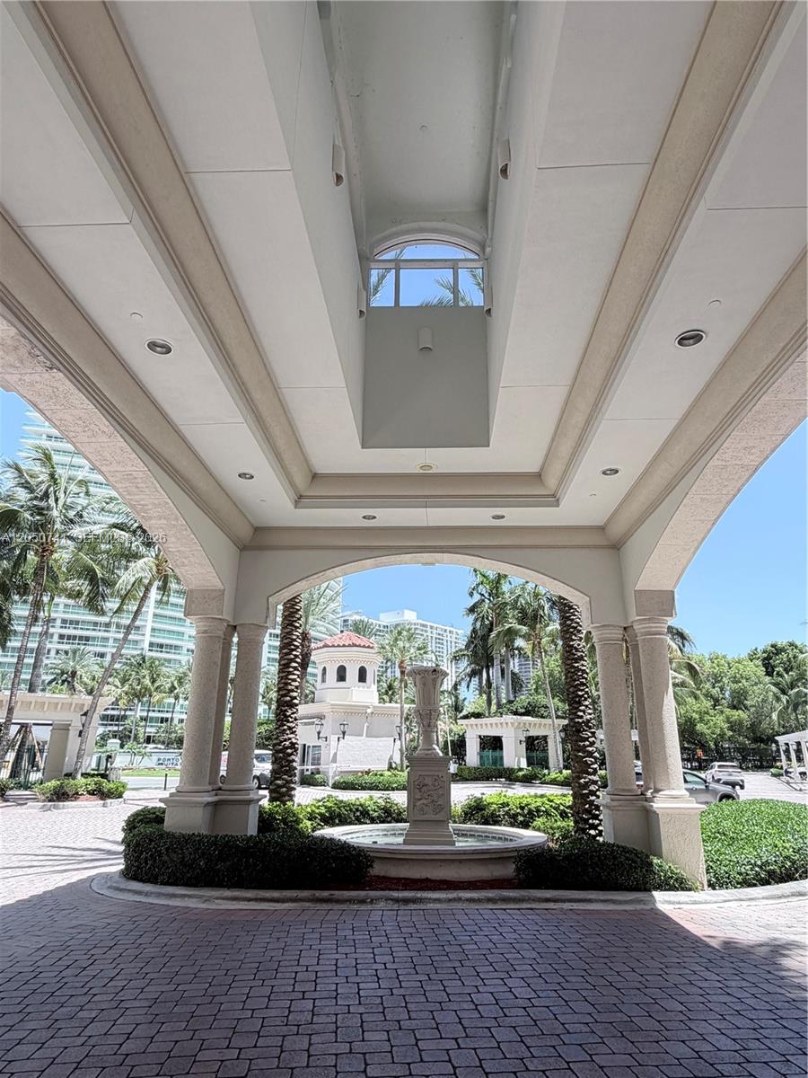 Photo of 20000 Country Club Dr #405, Aventura, Florida, 33180 -