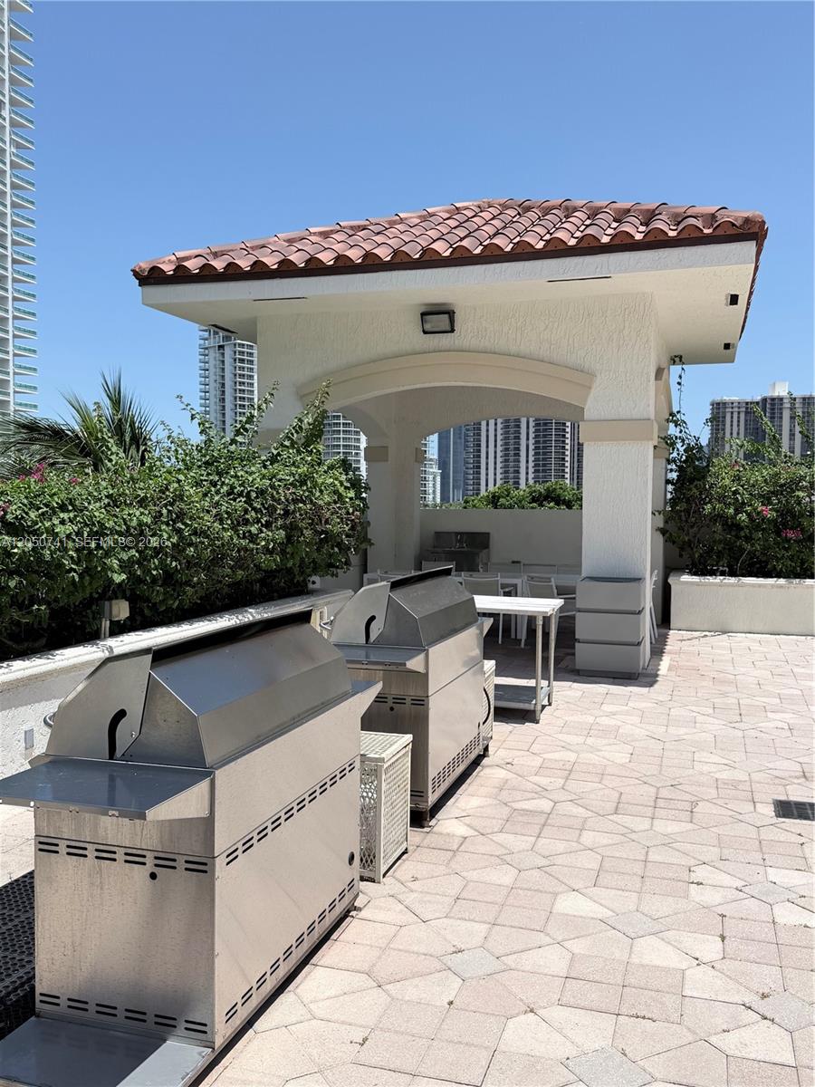 Photo of 20000 Country Club Dr #405, Aventura, Florida, 33180 -