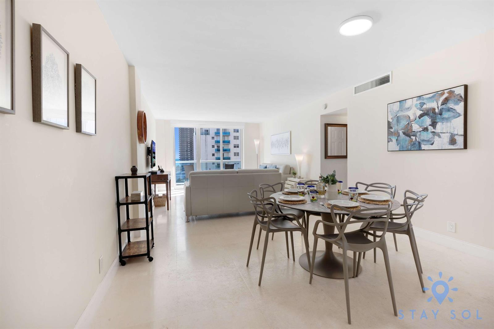 Photo of 3901 Ocean #14k, Hollywood, Florida, 33019 - 14K Full dining room
