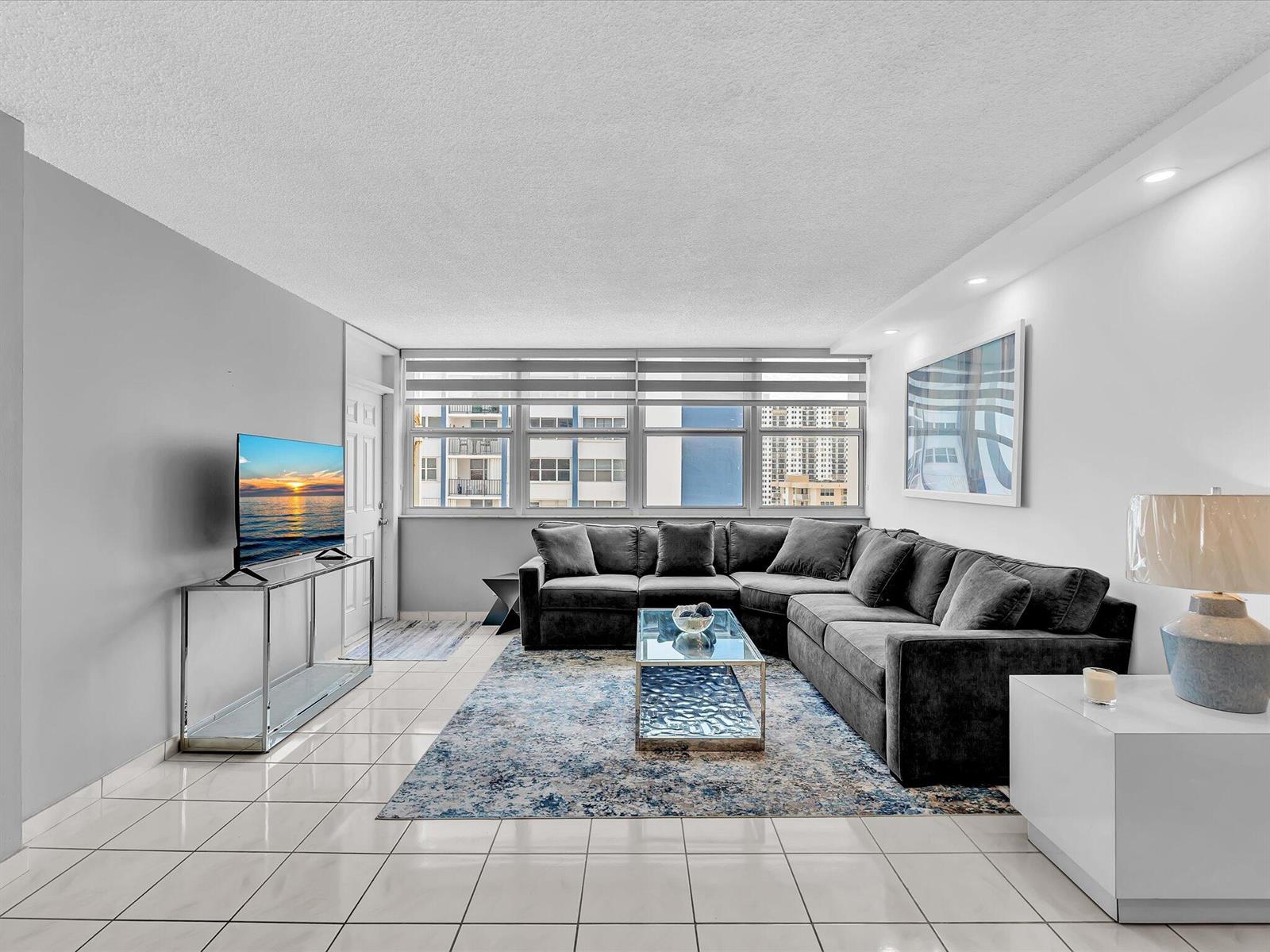 Photo of 1410 Ocean #1103, Hollywood, Florida, 33019 - 17-FPP00416