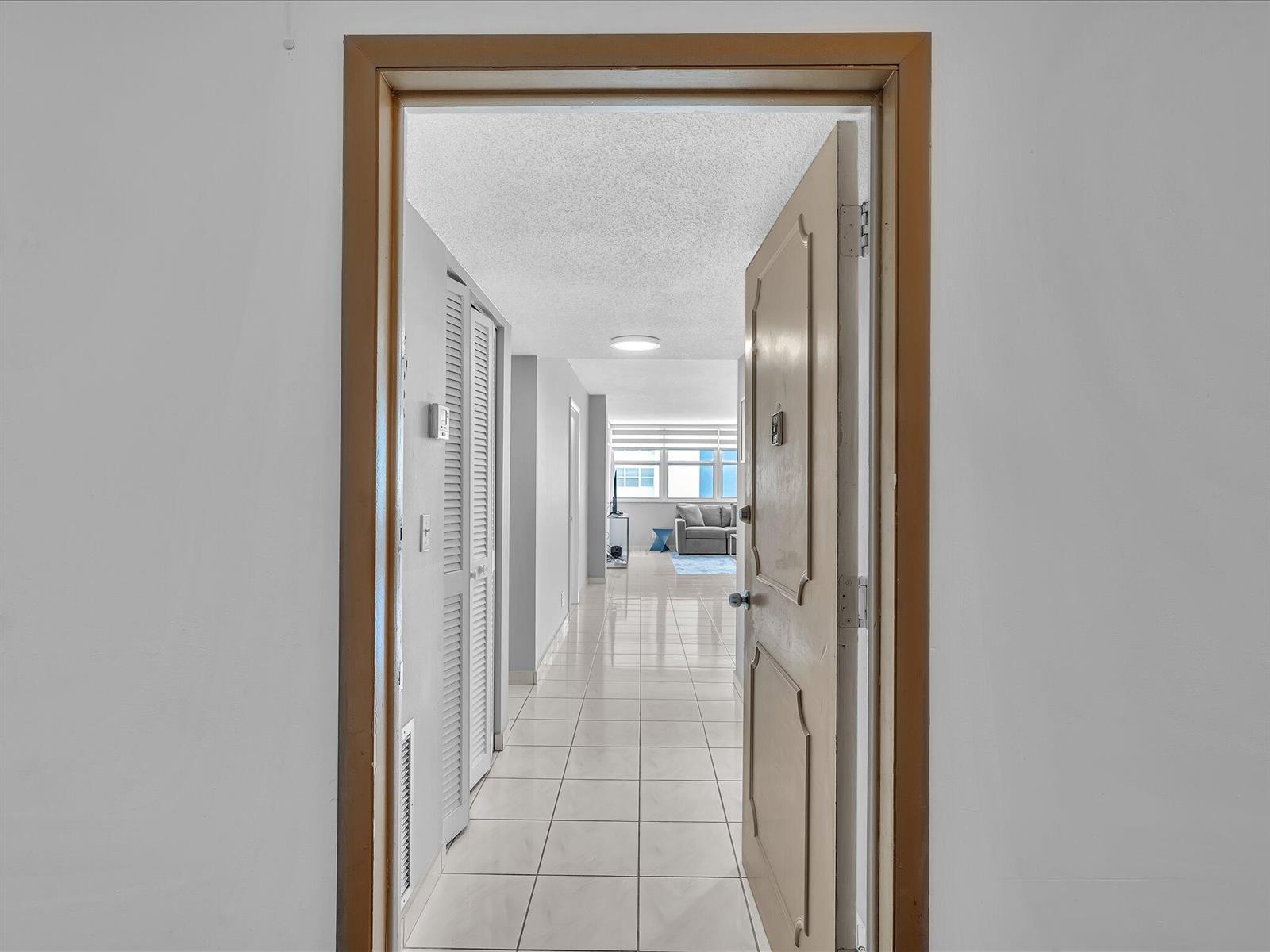 Photo of 1410 Ocean #1103, Hollywood, Florida, 33019 - 01-FPP00336