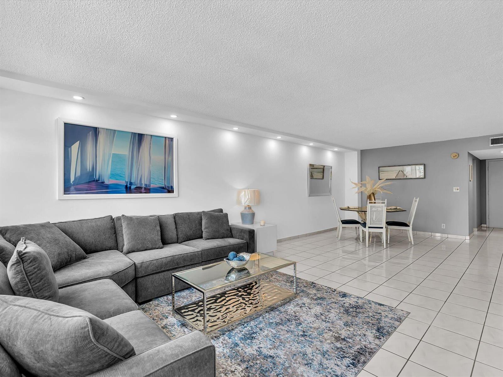 Photo of 1410 Ocean #1103, Hollywood, Florida, 33019 - 19-FPP00426