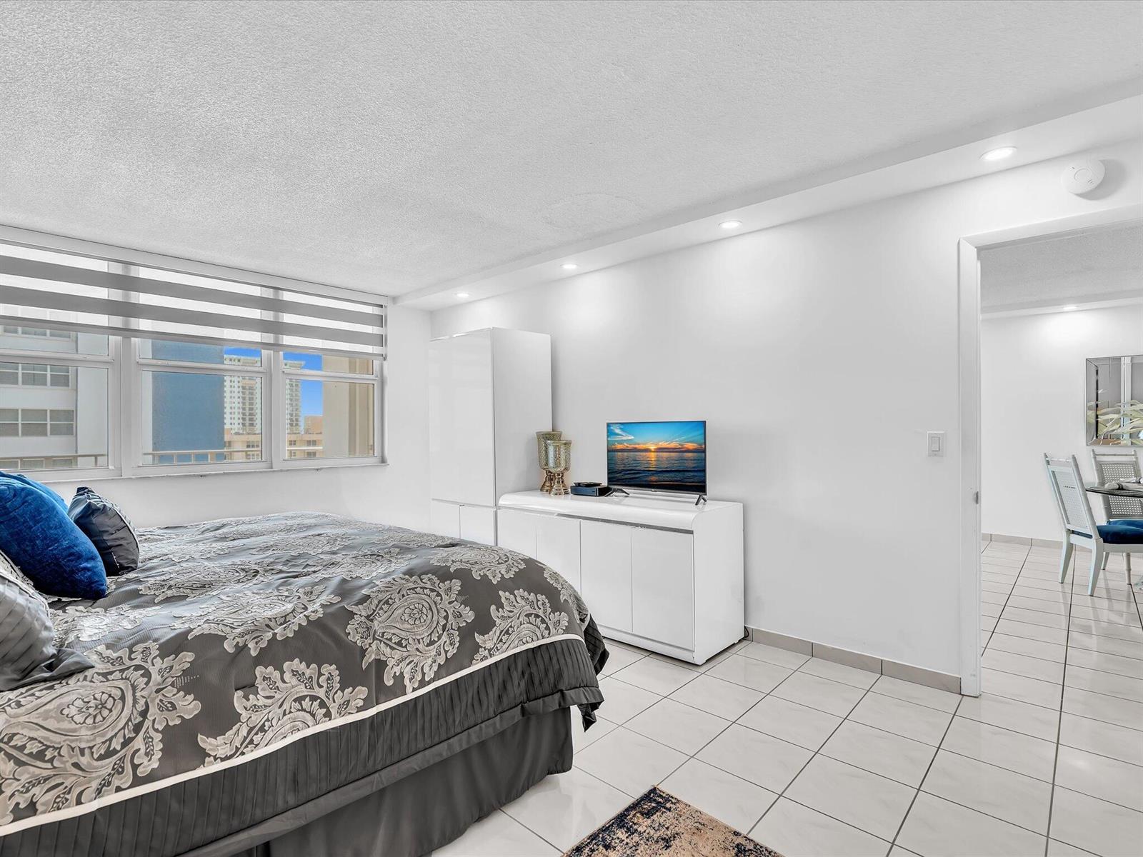 Photo of 1410 Ocean #1103, Hollywood, Florida, 33019 - 21-FPP00436