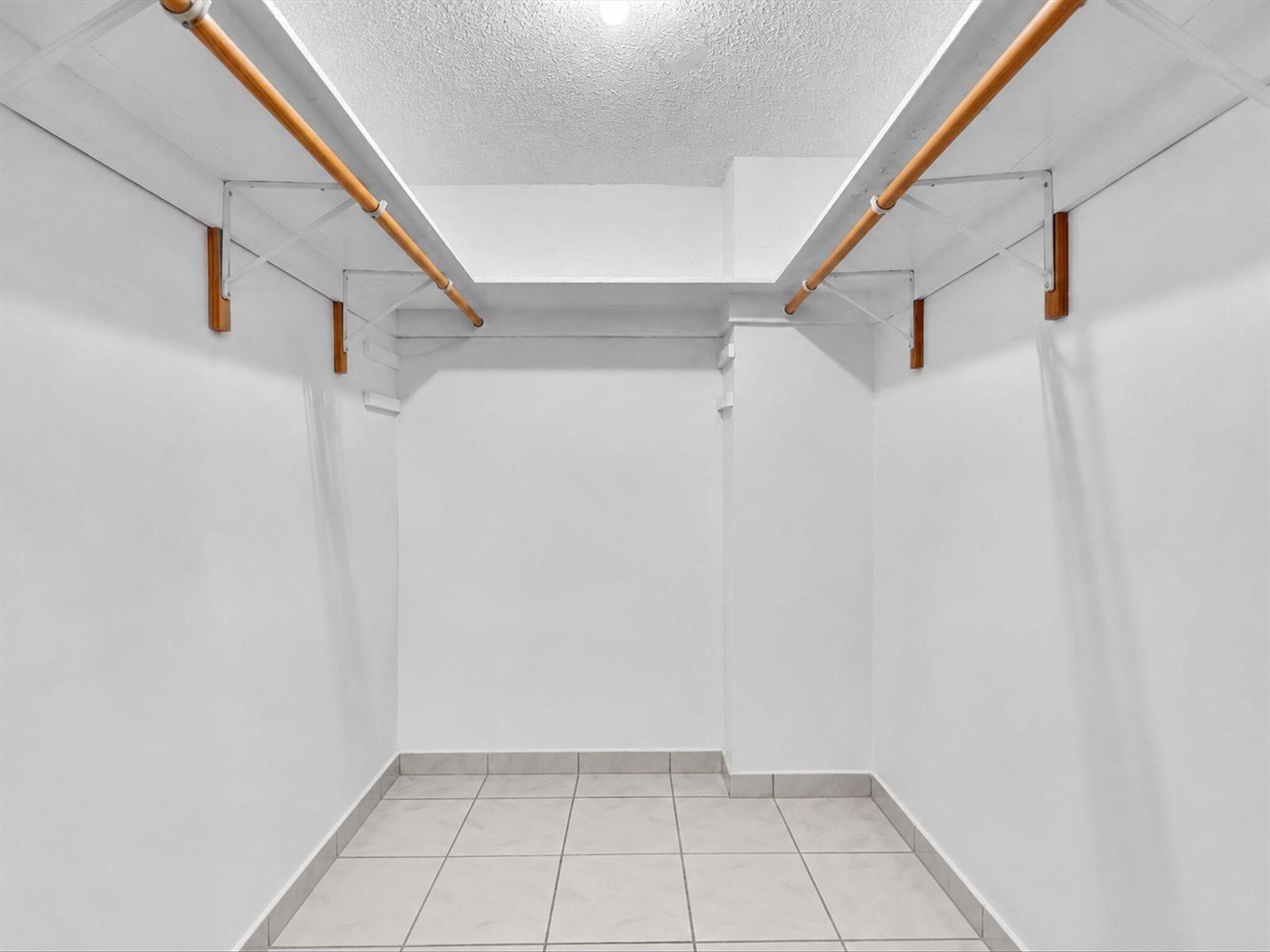 Photo of 1410 Ocean #1103, Hollywood, Florida, 33019 - 27-FPP00466
