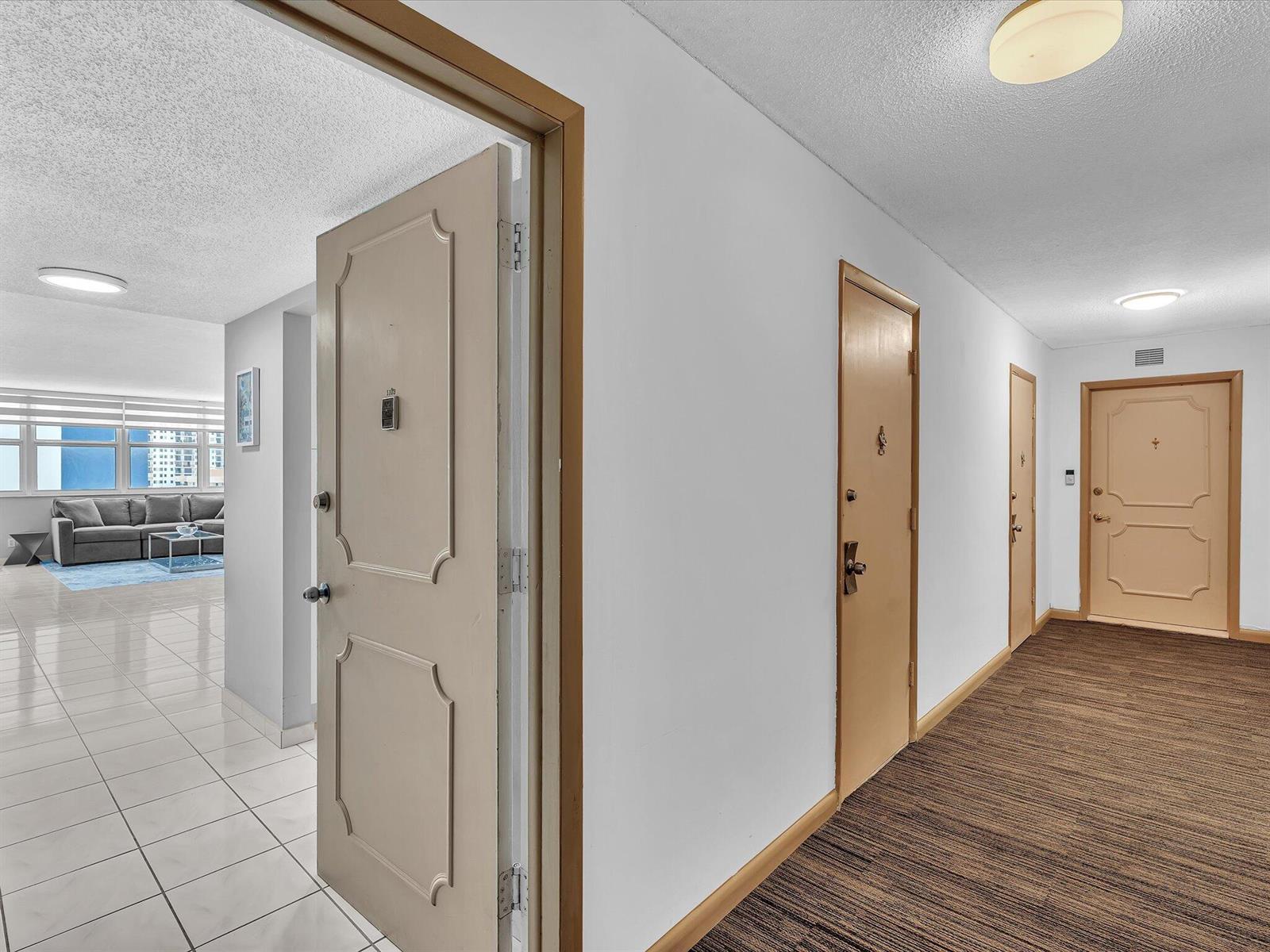 Photo of 1410 Ocean #1103, Hollywood, Florida, 33019 - 02-FPP00341