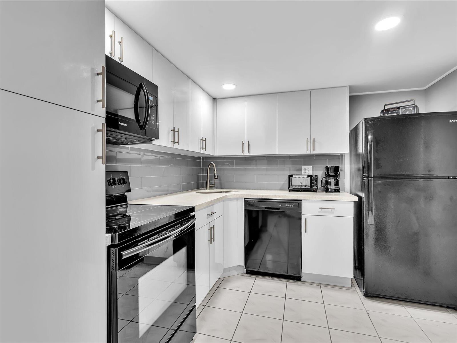 Photo of 1410 Ocean #1103, Hollywood, Florida, 33019 - 06-FPP00361