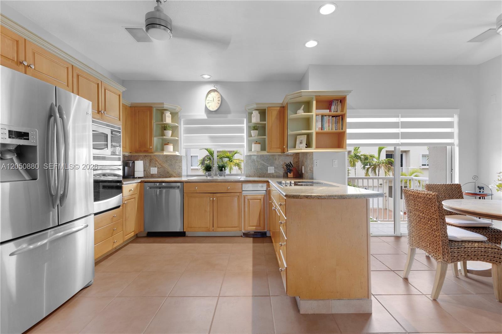Photo of 21399 Marina Cove Cir  #15, Aventura, Florida, 33180 - 