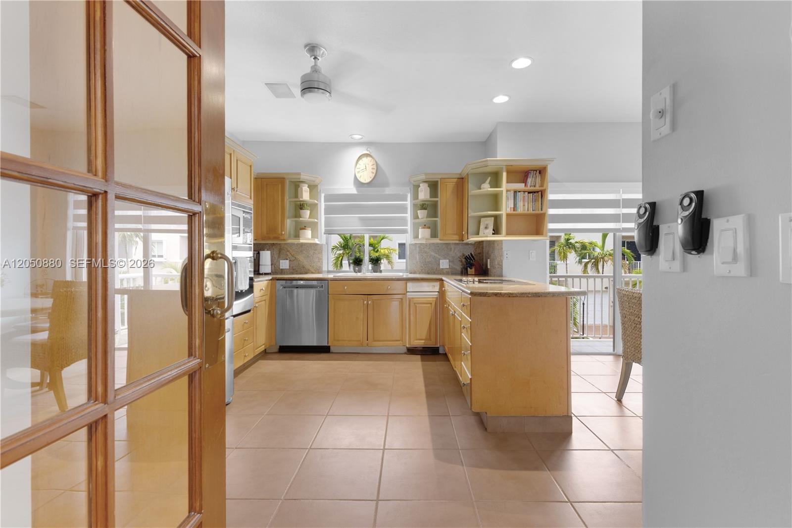 Photo of 21399 Marina Cove Cir  #15, Aventura, Florida, 33180 - 