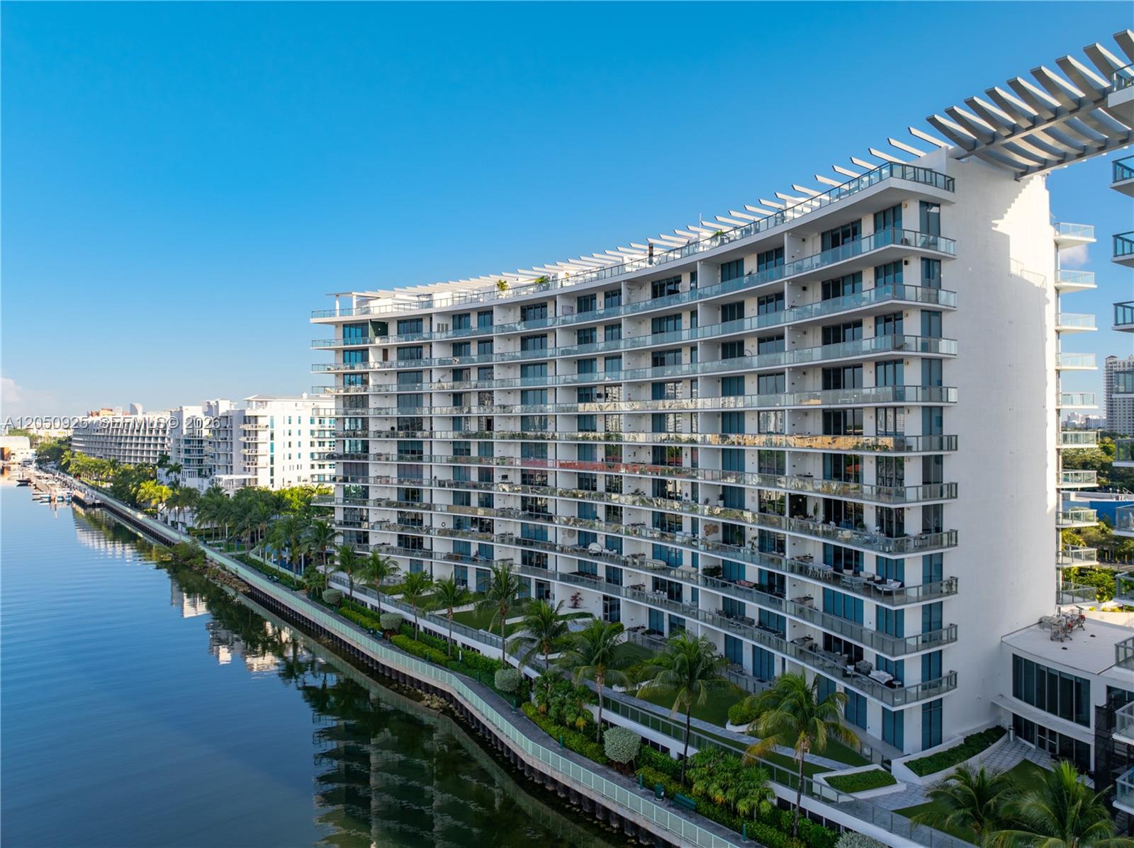 Photo of 3250 188th St  #608, Aventura, Florida, 33180 - 