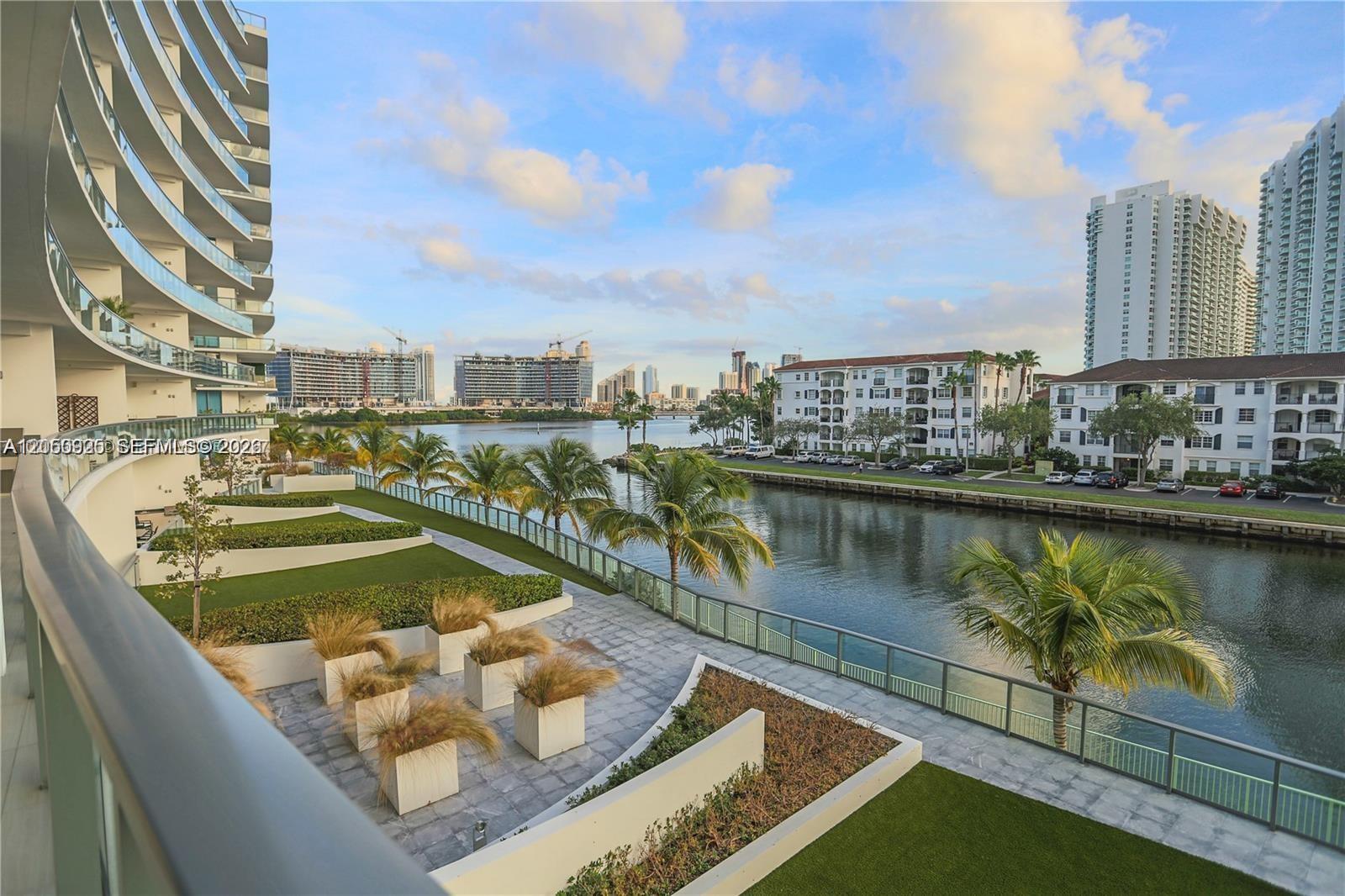 Photo of 3250 188th St  #608, Aventura, Florida, 33180 - 