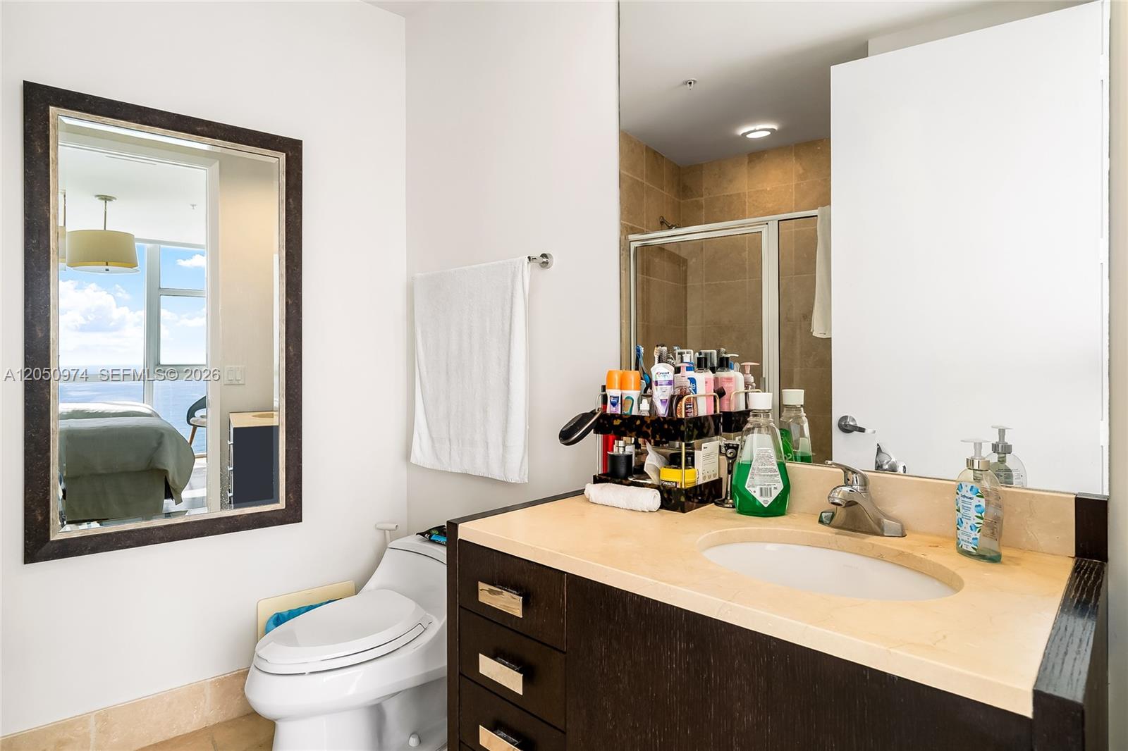 See details 3408 2 / 3 1570 sq. ft. $ 2026-07-09 0 Photo