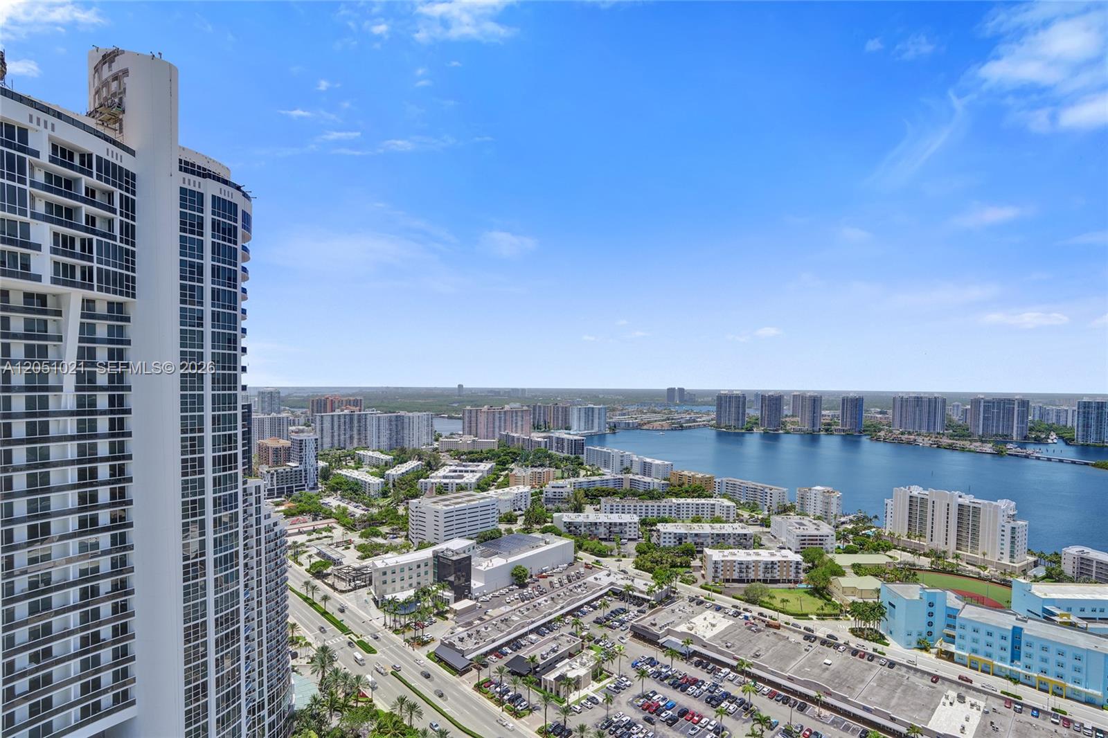 4705 2 / 2 1577 sq. ft. $ 2026-07-09 0 Photo