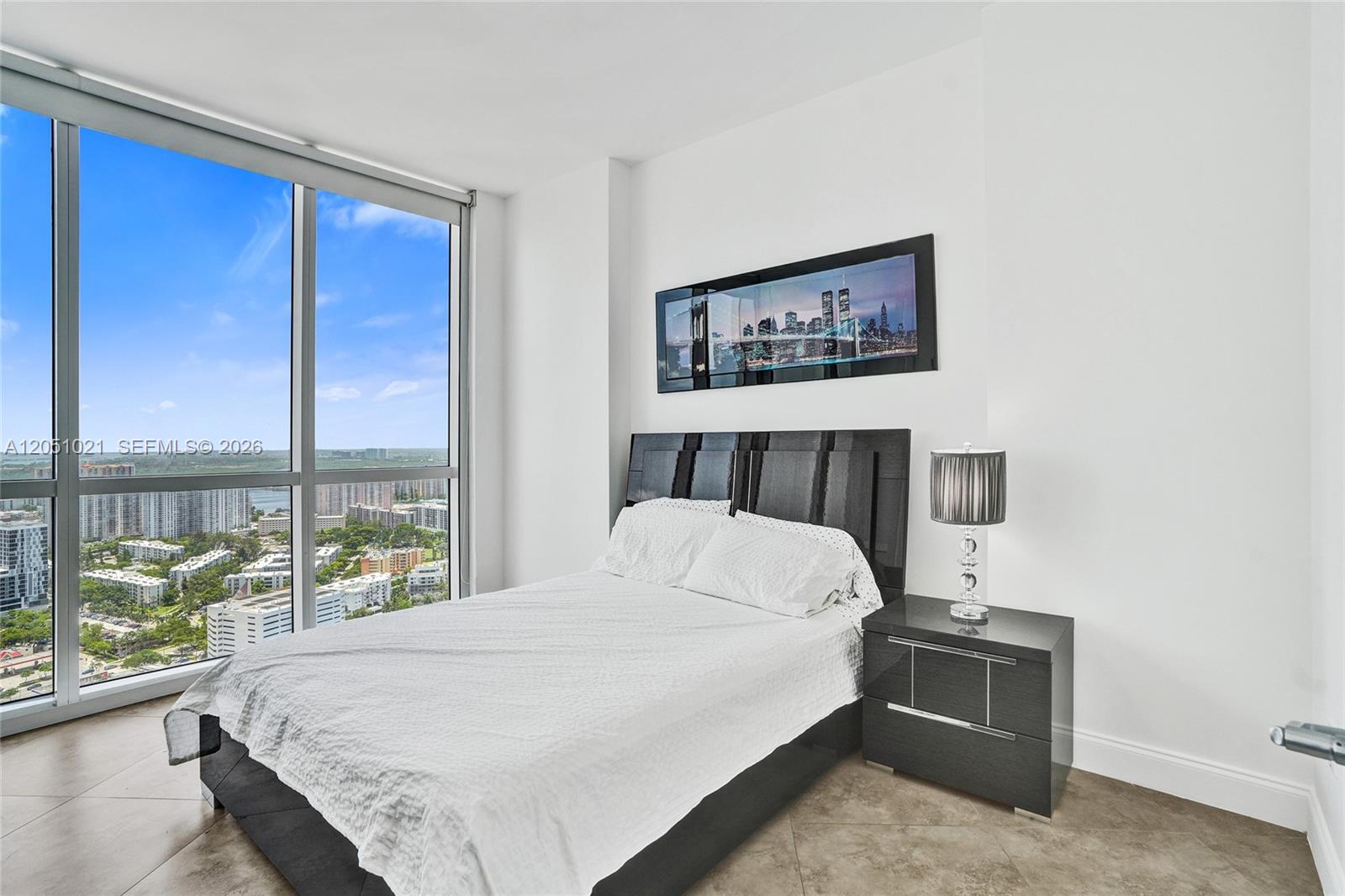 4705 2 / 2 1577 sq. ft. $ 2026-07-09 0 Photo