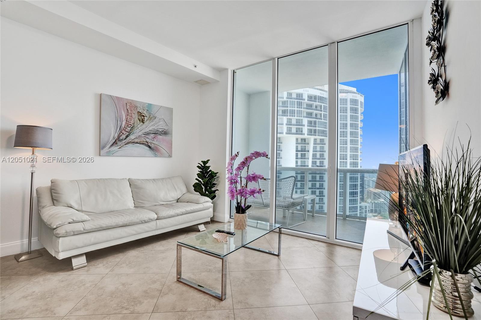 4705 2 / 2 1577 sq. ft. $ 2026-07-09 0 Photo