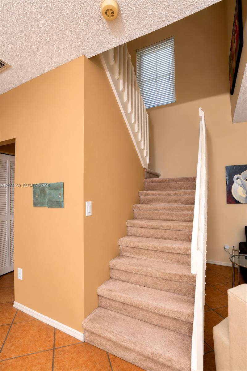 Photo of 1115 Weeping Willow Way  (1115), Hollywood, Florida, 33019 - 