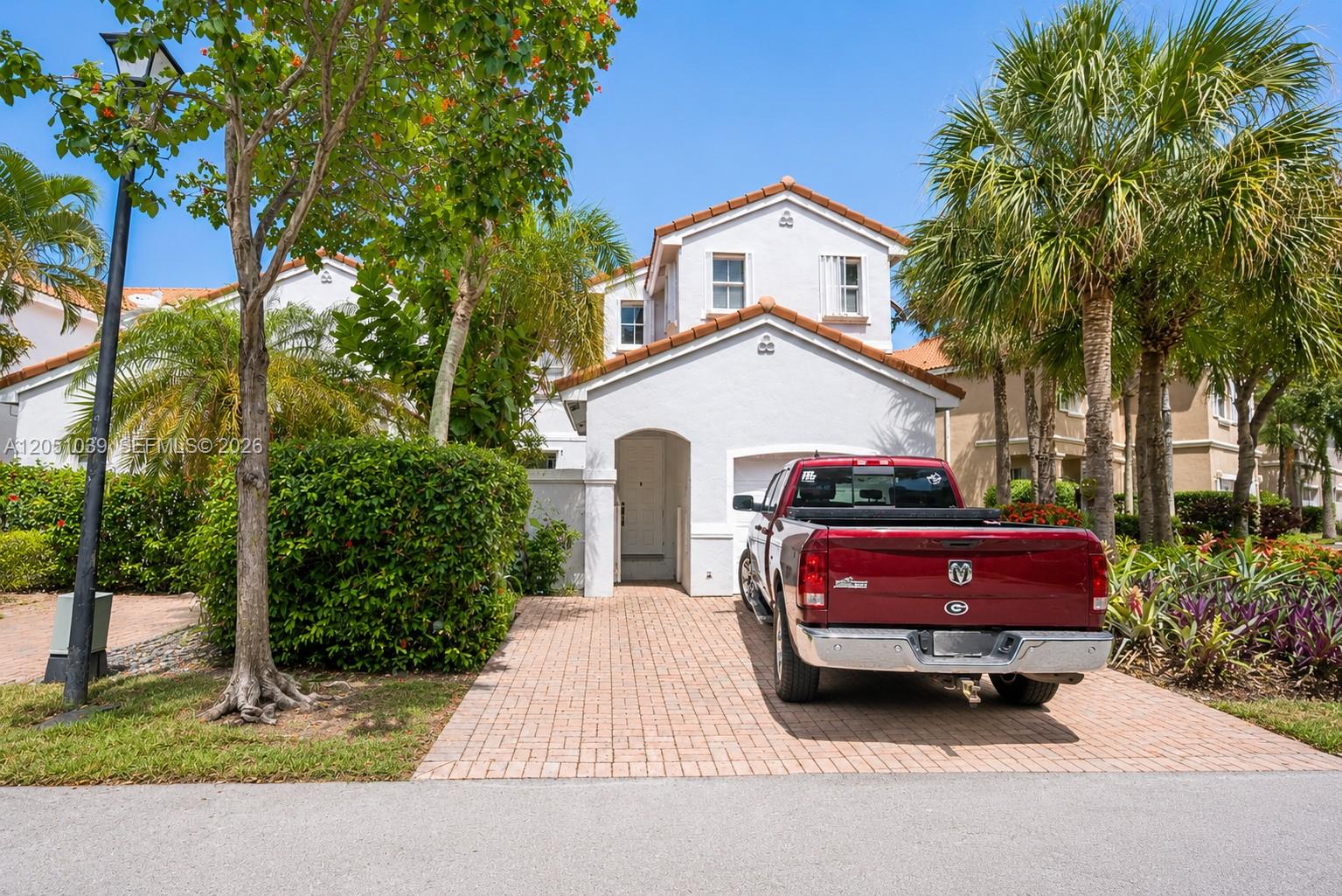 Photo of 1115 Weeping Willow Way  (1115), Hollywood, Florida, 33019 - 